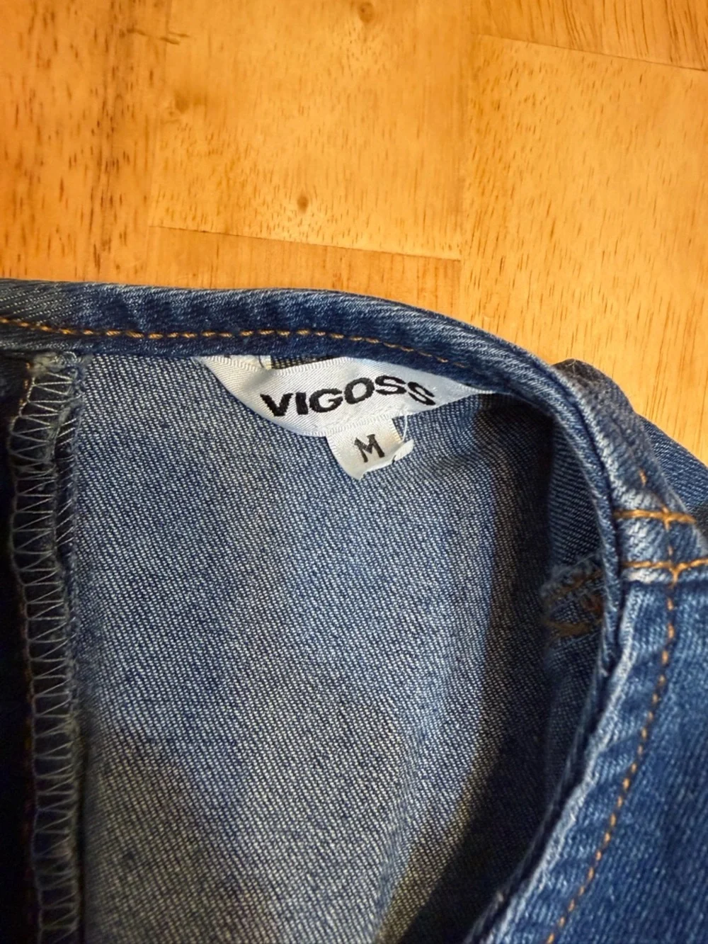 Vigoss Medium Blue Denim Shift Dress - Picture 2 of 3